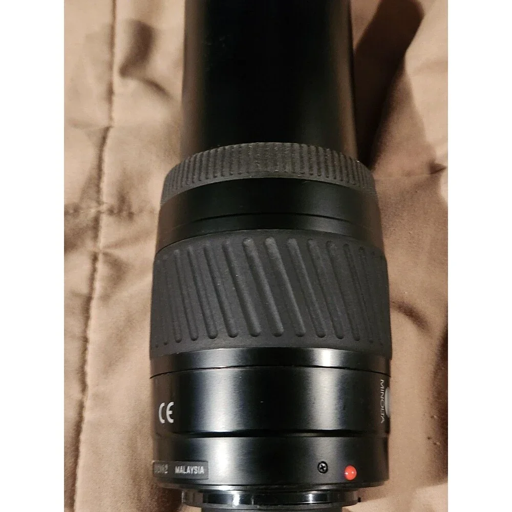 Minolta AF Zoom 70-210mm f/4.5-5.6 Macro Lens Sony A-Mount w/ Hood & Both Caps